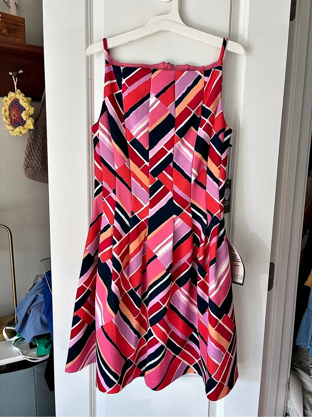 Vince Camuto Printed Square-Neck Scuba Dress Pink & Red Size 4 NWT